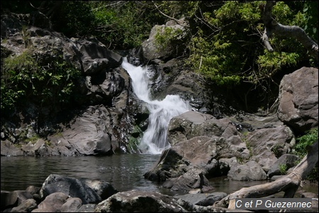 Cascade de 4m sur la rivière La Coulisse