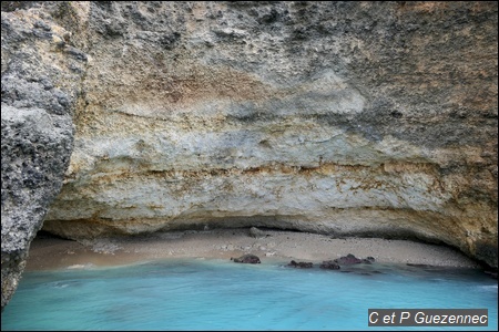 Petite plage Anse Castalia