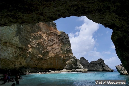 Vue depuis la Grotte de l'Anse Castalia
