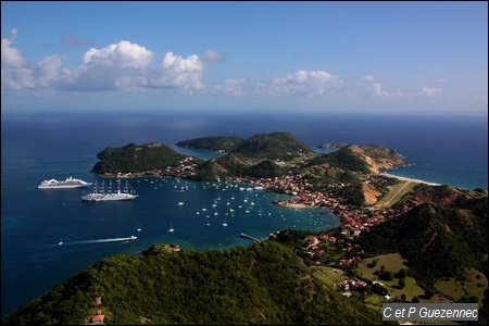 Vue sur la baie des Saintes et Terre de Haut