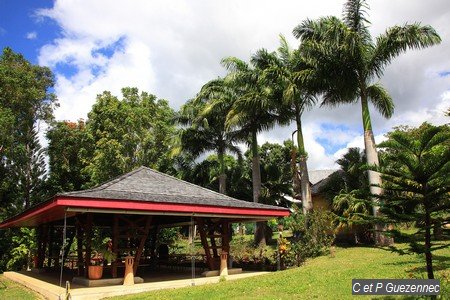 Grand Carbet du jardin de Beauvallon